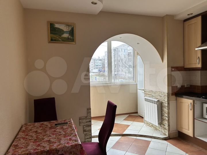 2-к. квартира, 50 м², 2/5 эт.