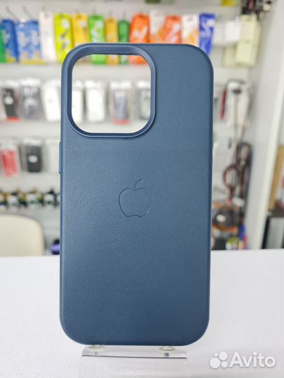 Чехол для iPhone 14 Pro Кожаный