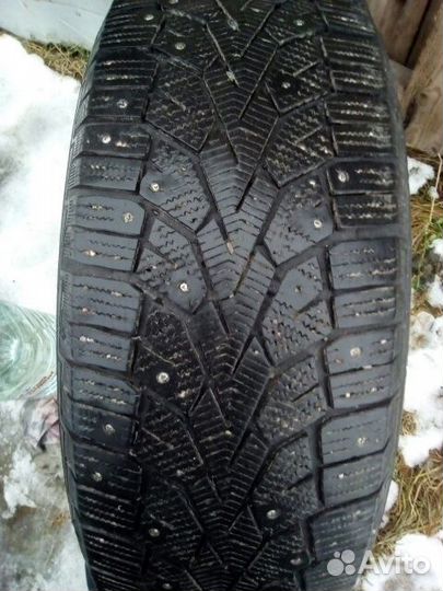 Gislaved Nord Frost 200 225/65 R17