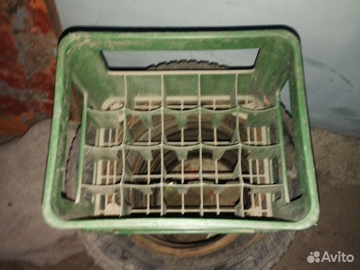 Пластиковый ящик для бутылок 