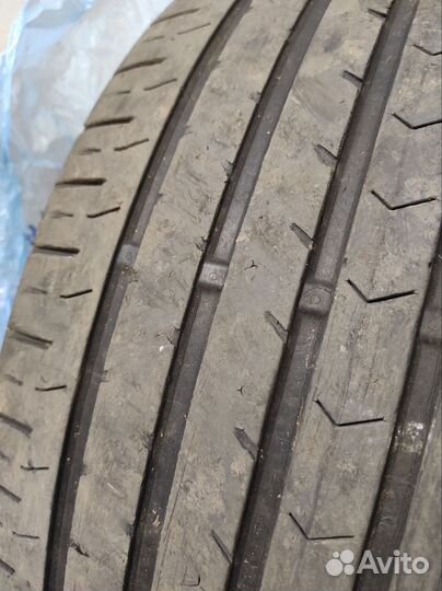 Continental ContiPremiumContact 5 215/55 R17 94W