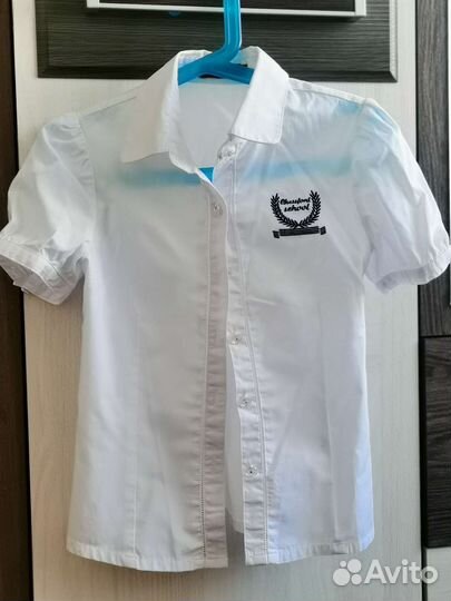 Блузки белые на девочку. Рост от 116 см до 128см