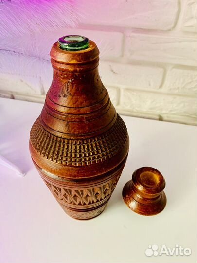 Бутылка декор.ручная работа,резьба по дереву