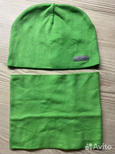 Шапка и студ салатовые