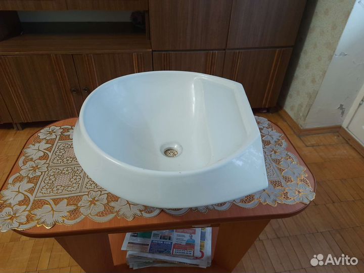 Раковина в ванную бу
