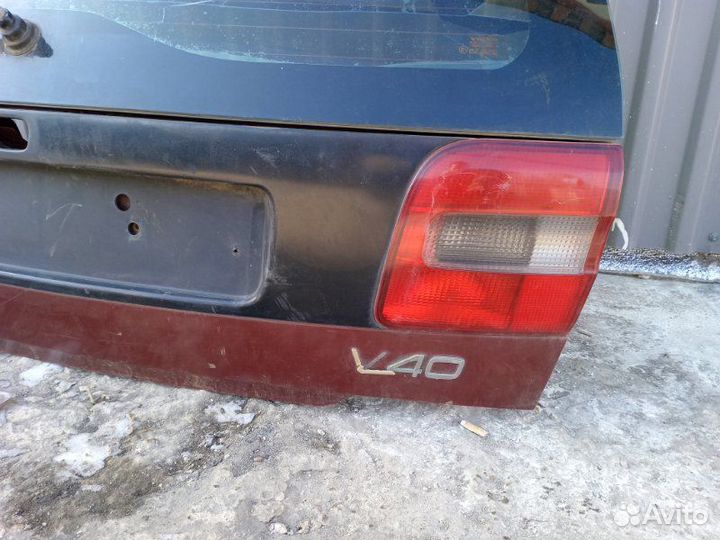 Крышка багажника Volvo V40