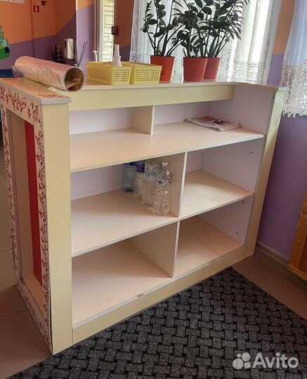 Стойка ресепшн