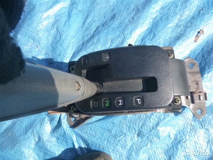 Селектор АКПП Mitsubishi Challenger K99 6G74 2000