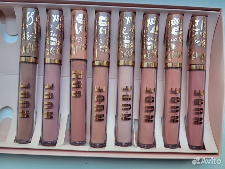 Матовая помада для губ