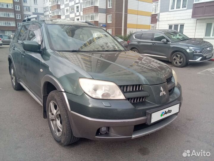 Mitsubishi Outlander 2.4 AT, 2005, 207 902 км