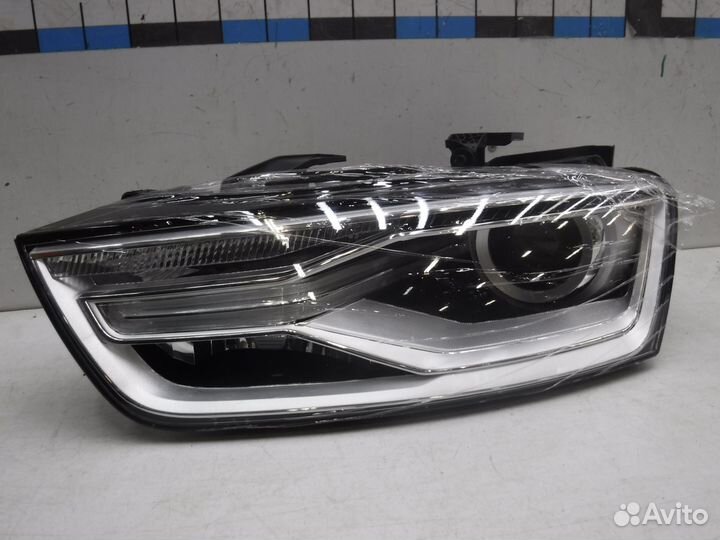 Фара левая на Audi Q3