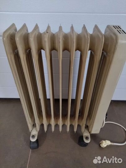 Обогреватель радиатор масляный First