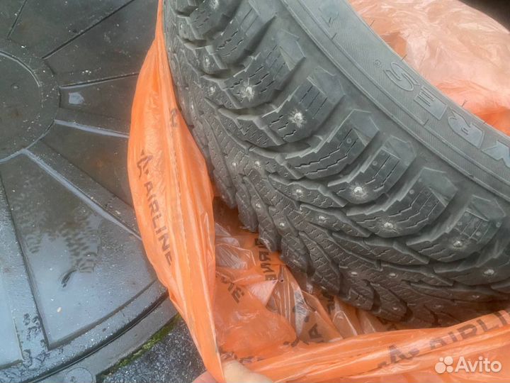 Nokian Tyres Hakkapeliitta 9 255/55 R18