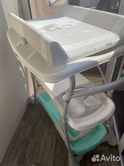 Пеленальный столик с ванночкой