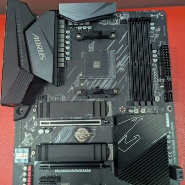 Gigabyte b550 aorus elite ax v2