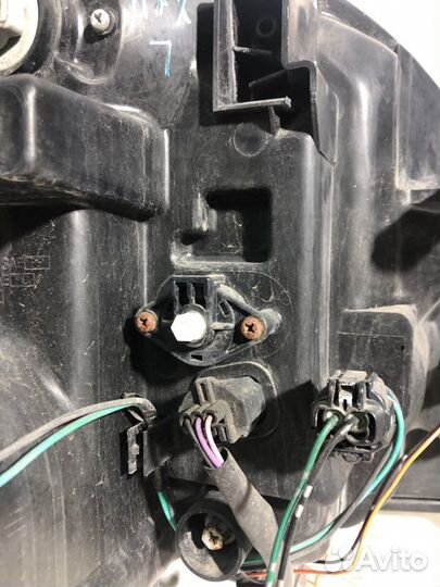 Фара ксеноновая левая Nissan X Trail T31 T31 2.0