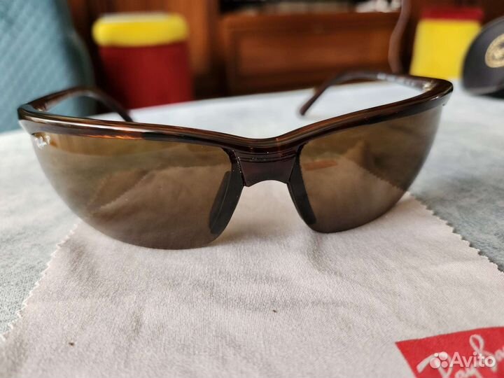 Солнцезащитные очки ray ban