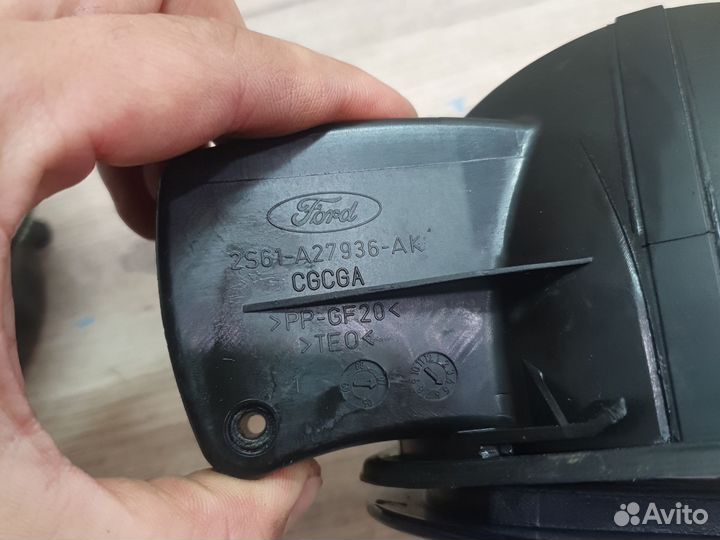 Лючок бензобака в сборе ford fusion