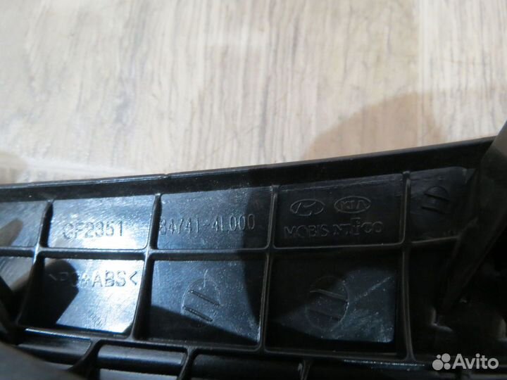 Рамка магнитолы Hyundai Solaris