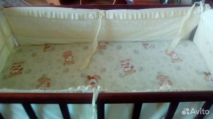 Детская кроватка