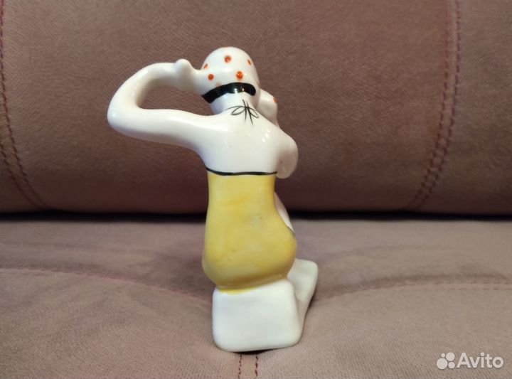 Купальщица пловчиха Старя Гжель Оригинал, отличная