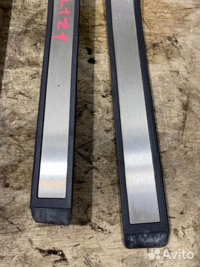 Накладка на порог салона Mercedes-Benz E-Class