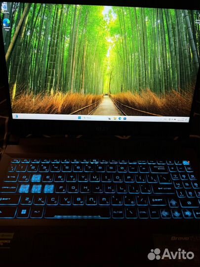Ноутбук MSI bravo 15 c7v