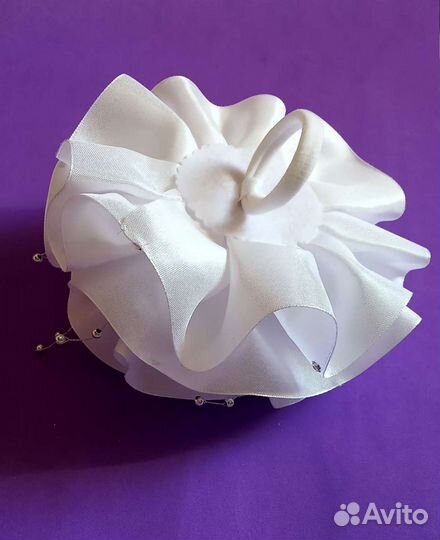 Бант белый для волос
