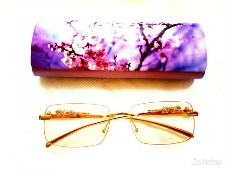 Очень красивые женские очки (новые)