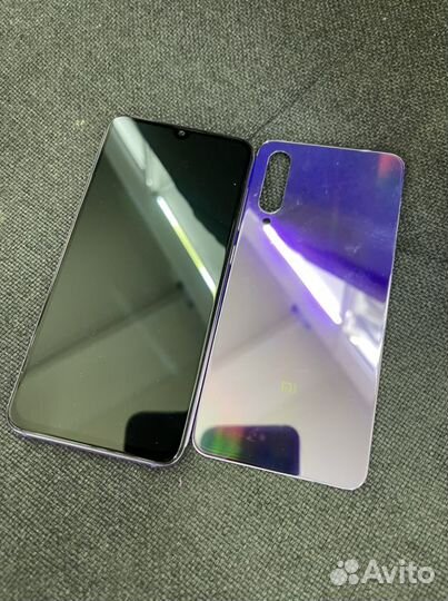 Xiaomi mi 9 se на запчасти