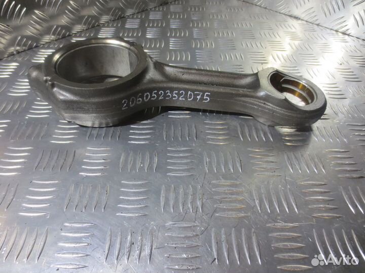 Шатун Volvo 21057449