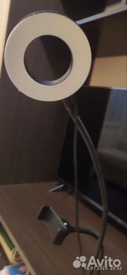 Кольцевая лампа с держателем для телефона