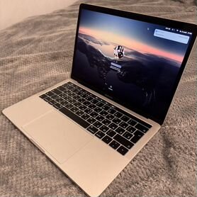 Apple MacBook Pro 13 2019 touch bar