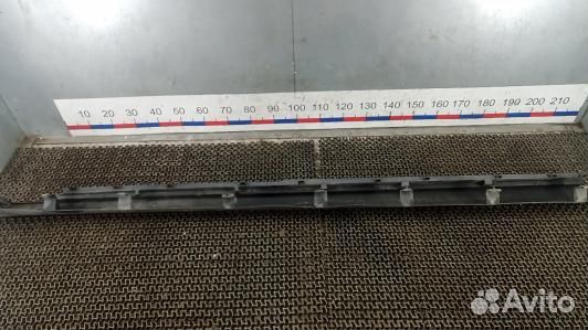 Накладка на порог chrysler voyager Grand Voyager 5 (ZBR06GZ01)