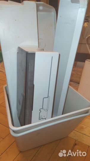 Бирюса холодильник. Ящики и полочки