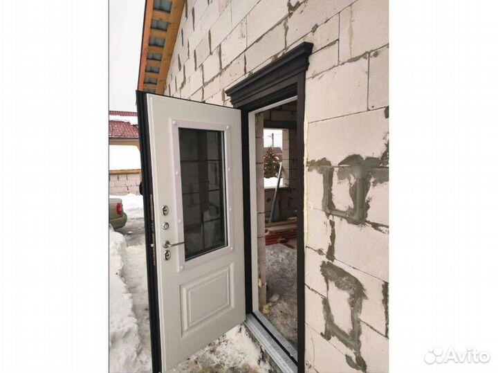 Входная дверь Термо Аляска 3К с окном RAL 8019