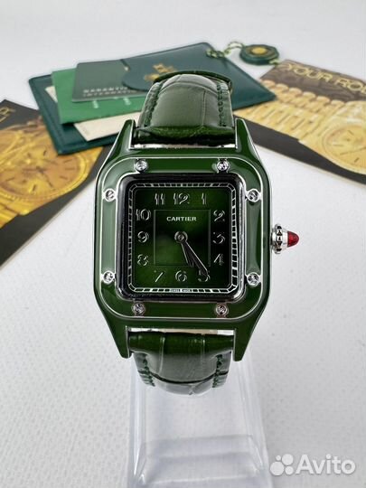 Женские часы Cartier зеленые