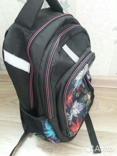 Рюкзак школьный