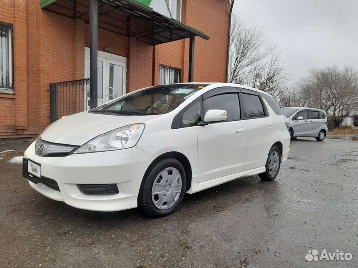 Honda Fit Shuttle 1.3 CVT, 2011, 133 000 км