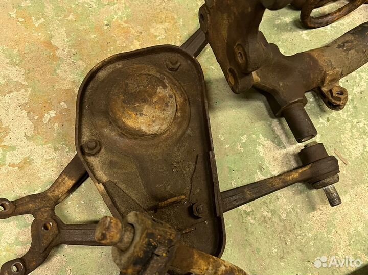 Балка подмоторная Niva 2121 в сборе