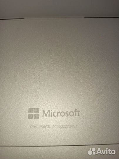 Microsoft Surface Pro 5 i5 8/256
