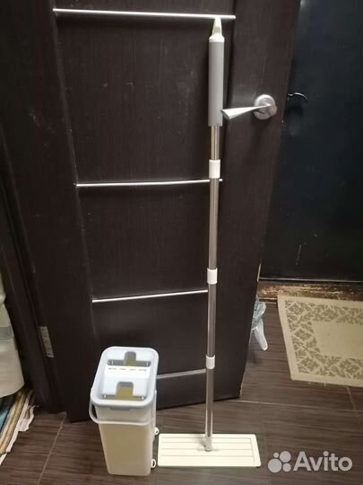 Швабра с ведром и отжимом б/у
