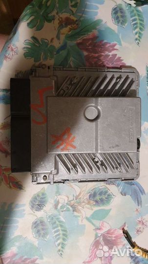 Блок управления двигателем эбу 2.0 tdi audi, vw