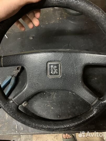 Руль от peugeot