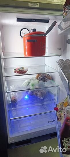 Холодильник двухкамерный новый beko