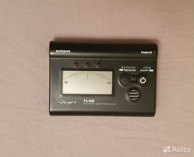 Гитарный/басовый тюнер Stagg TU-GB