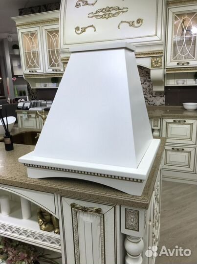 Вытяжка Elikor Вилла 60 бежевый с золотой патиной