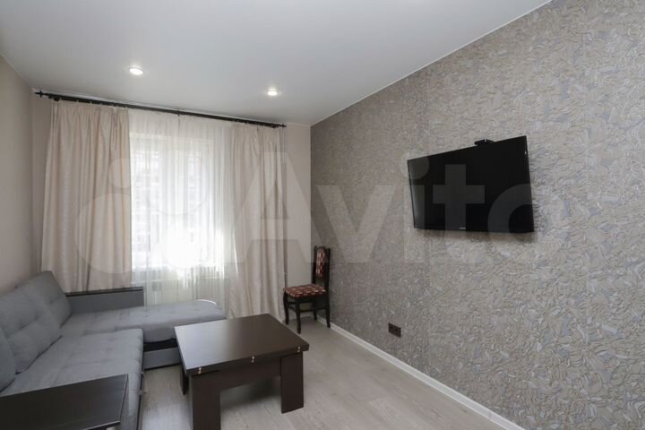 2-к. квартира, 43,5 м², 1/17 эт.