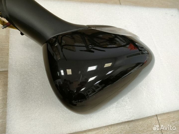 Зеркало правое renault captur