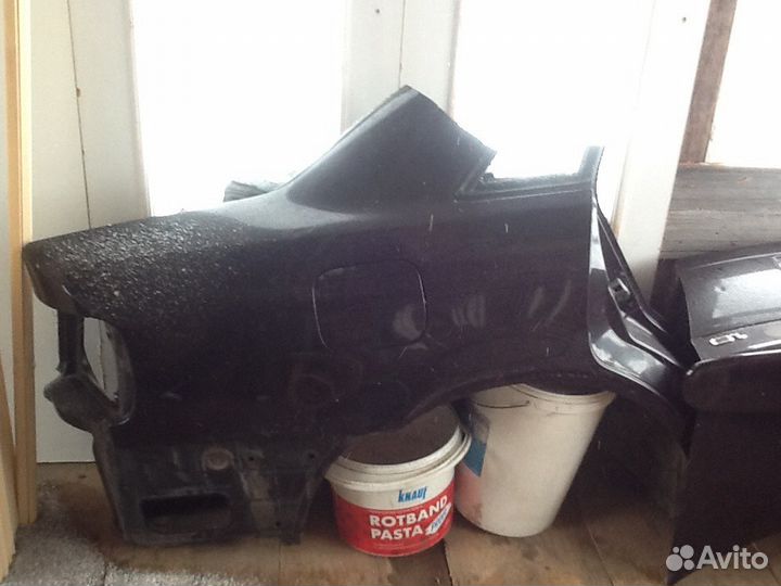 Задние правое крыло audi a4 b5